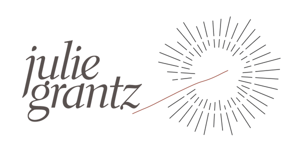 Julie Grantz logo